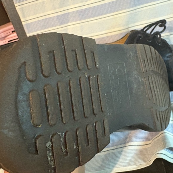 Dr Martens  Black Men's Dress Shoes - Picture 6 of 9